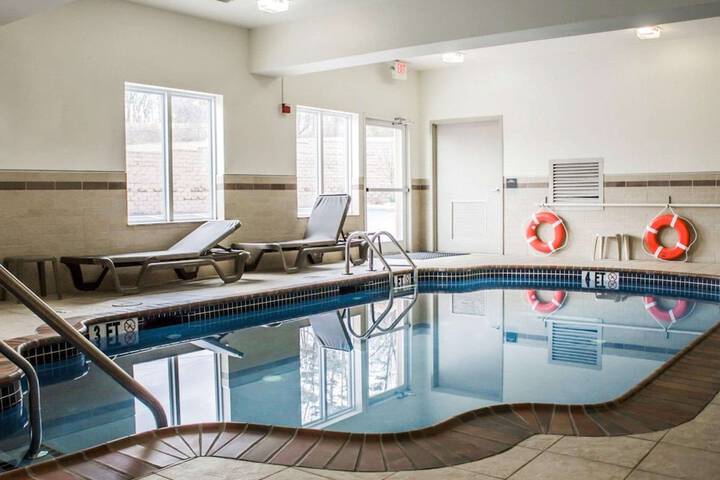 Pool 4 of 29