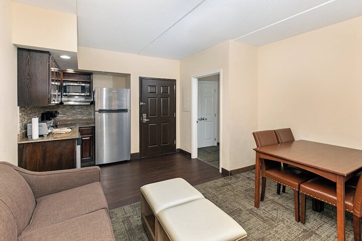 Staybridge Suites Oak Ridge by IHG