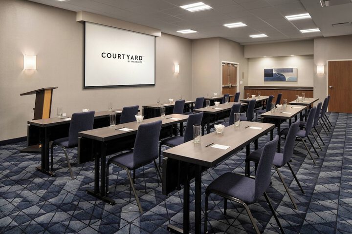 Courtyard by Marriott Seattle Southcenter