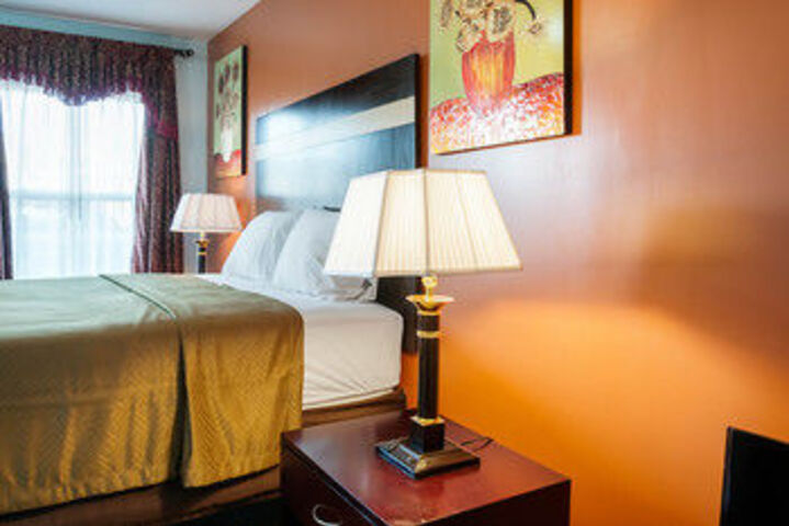 Motown Inn & Suites