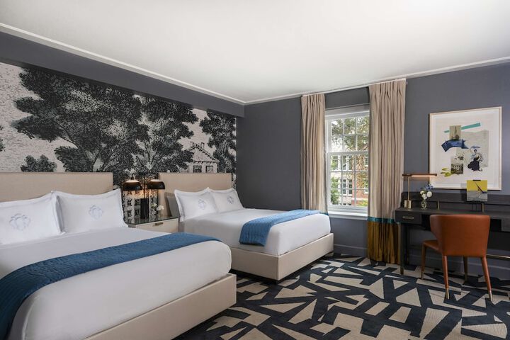 Room 21 of 49