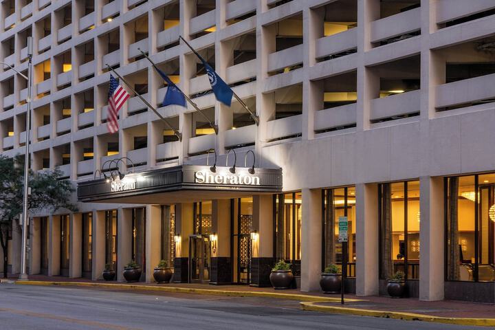 Hotel 2 of 110