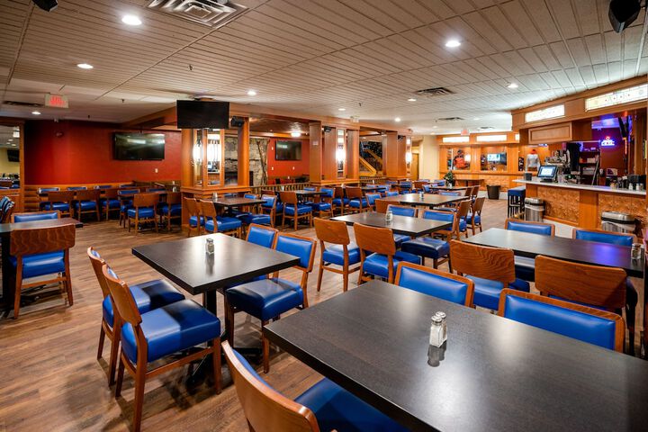 Dining 144 of 191