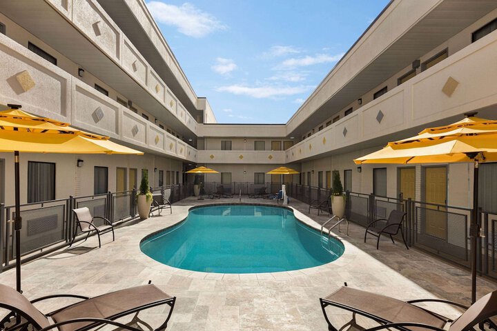 Pool 5 of 36