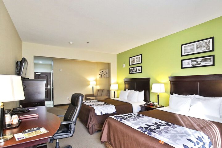 Room 39 of 103