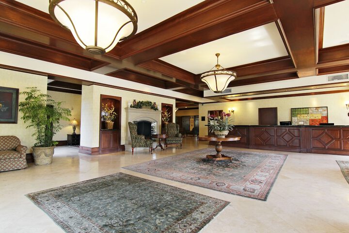 Hotel Interior 11 of 40