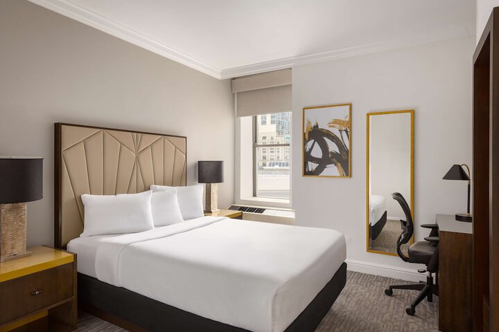 Room 45 of 115