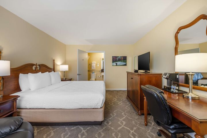 Room 28 of 38