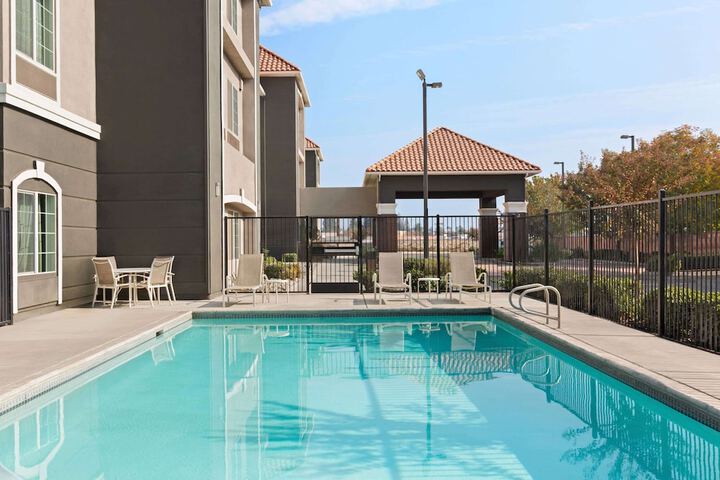 Pool 3 of 56