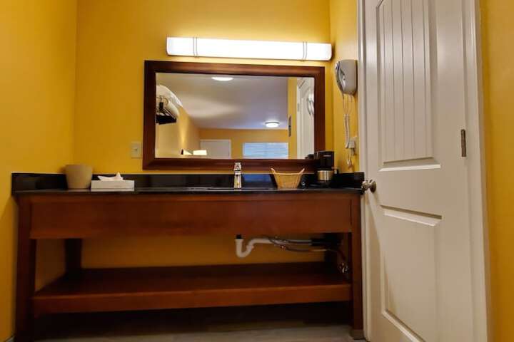 Room 54 of 72