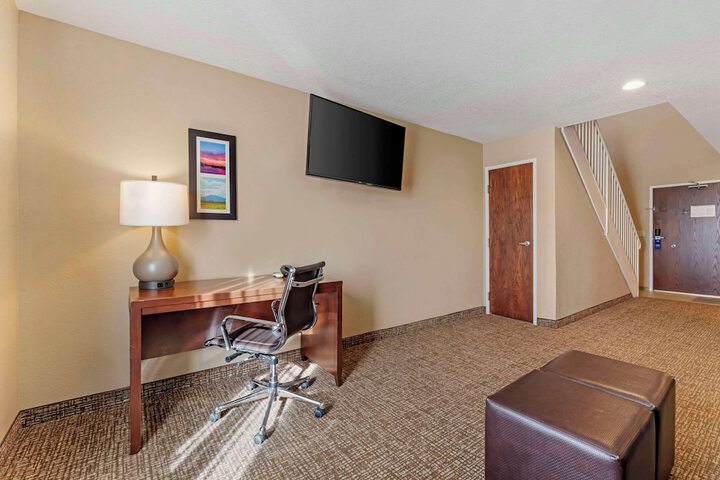 Comfort Inn Lathrop - Stockton Airport