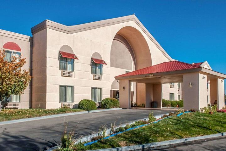Hotel 6 of 57