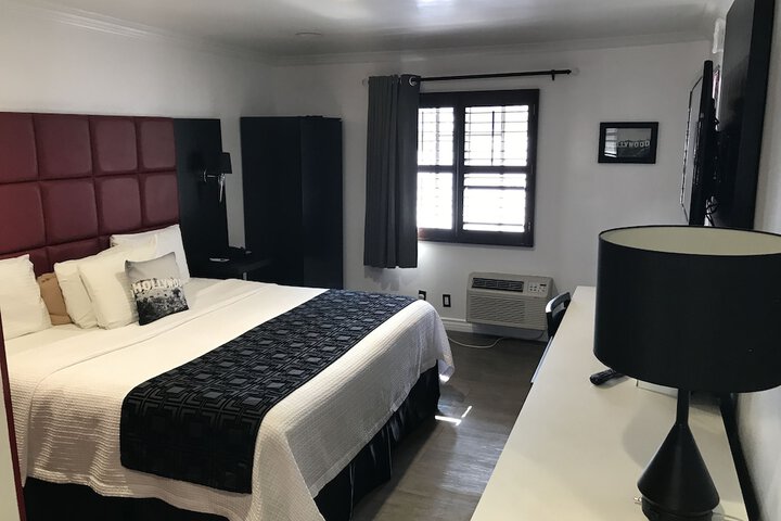 Room 28 of 37