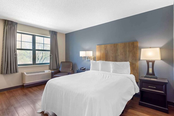 Room 18 of 26