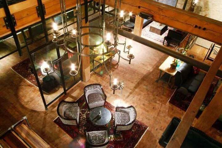 The Iron Horse Hotel