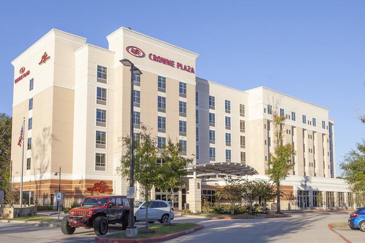 Crowne Plaza Shenandoah - Woodlands Area by IHG
