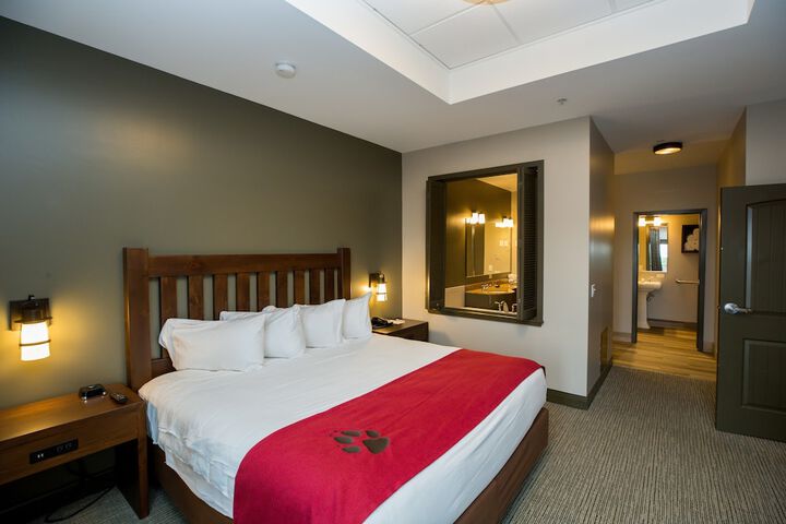 Room 52 of 74
