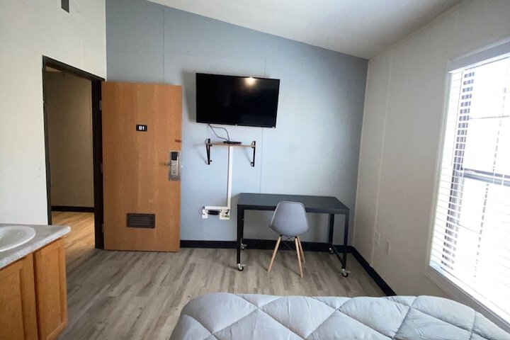 Room 12 of 17