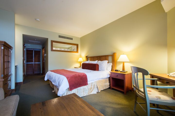 Room 163 of 261
