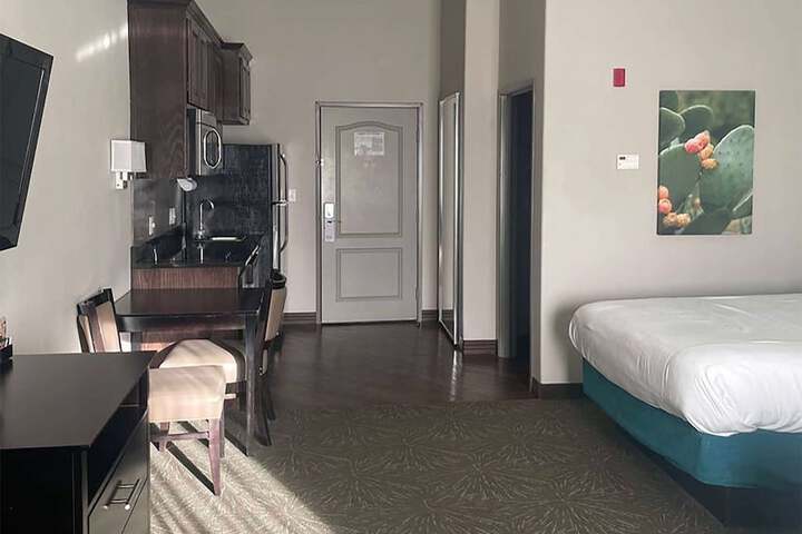 Room 30 of 53