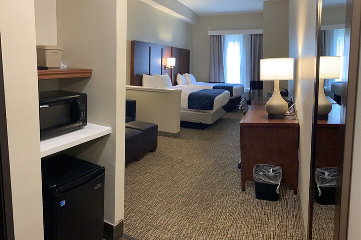 Room 25 of 59