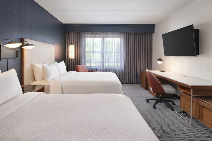 Room 18 of 32