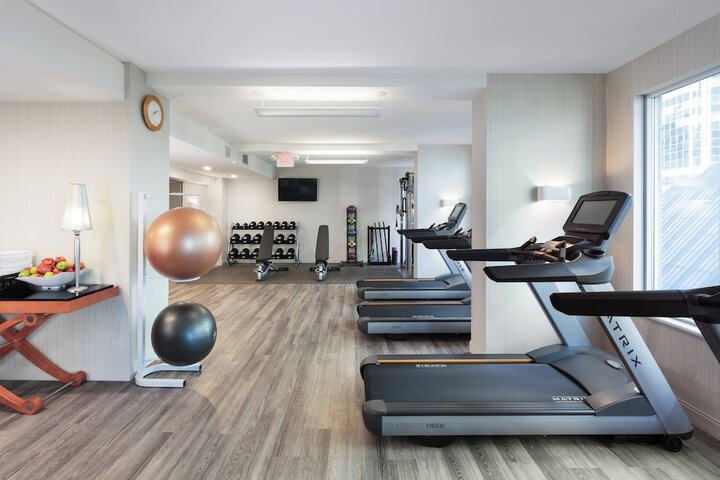 Delta Hotels by Marriott Vancouver Downtown Suites - Downtown Vancouver