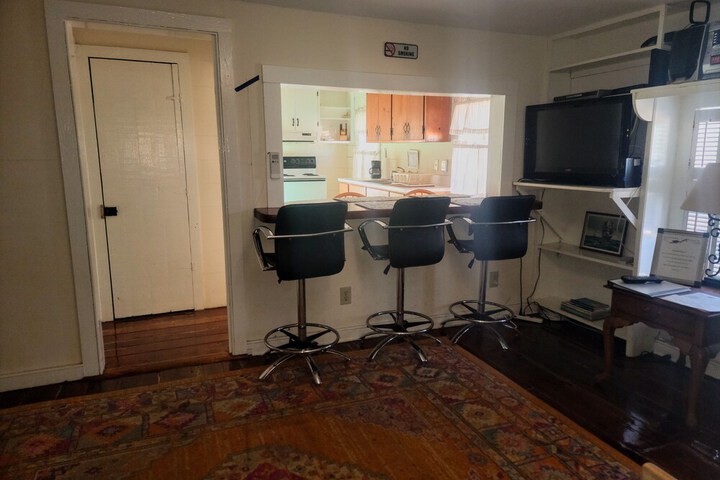 Room 42 of 49