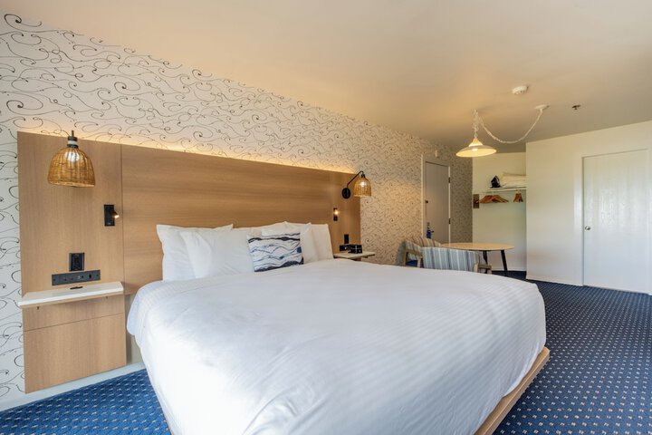 Aspinquid Resort