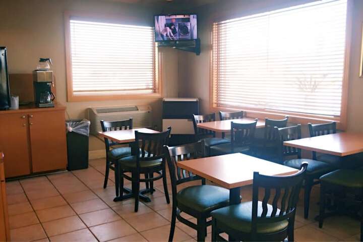 Baton Rouge West Inn
