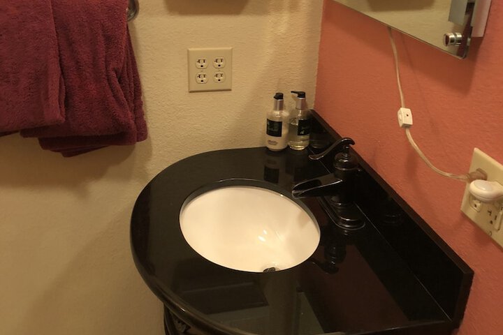 Room 130 of 289