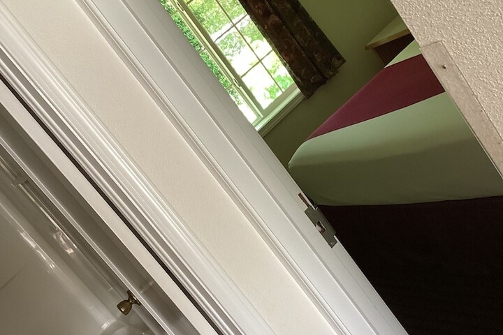 Room 13 of 68