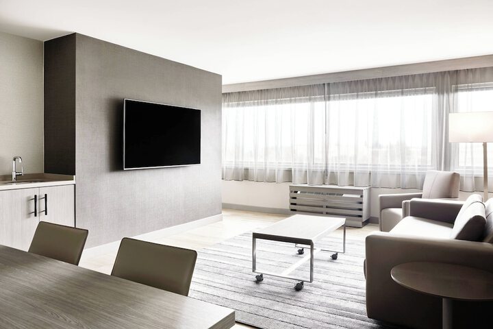 Room 29 of 64