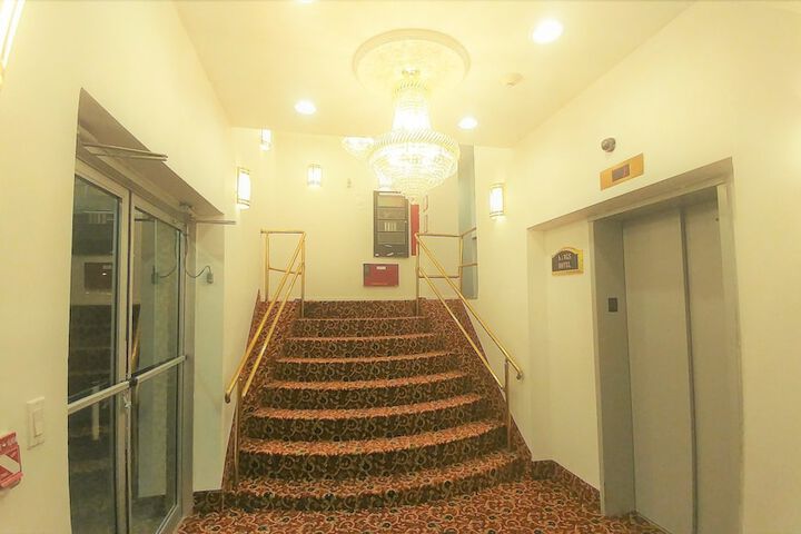 Hotel Interior 6 of 21