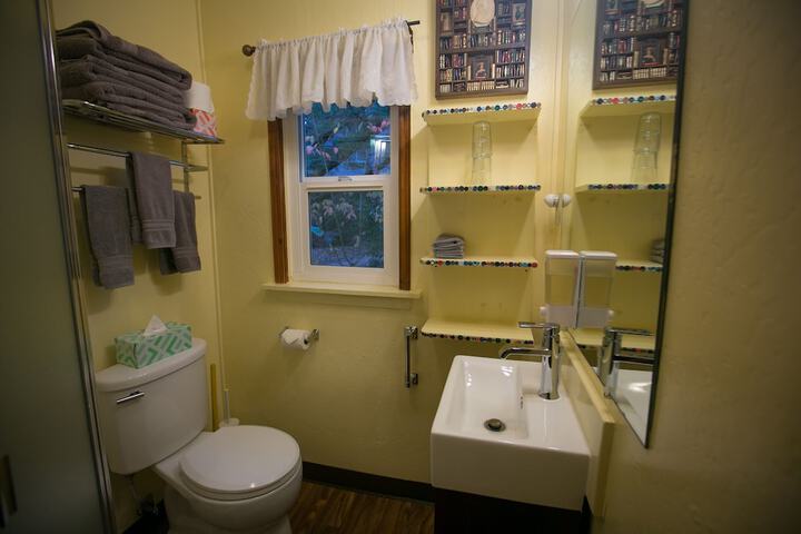 Room 58 of 236