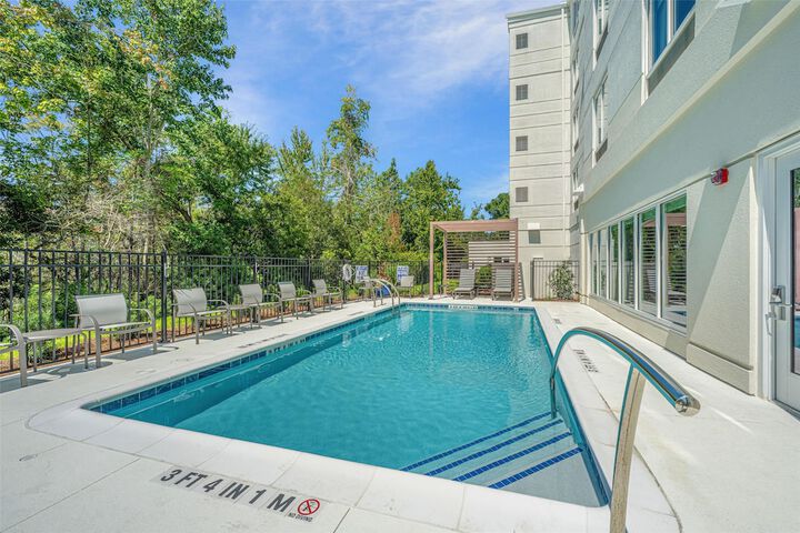 Hilton Garden Inn Charleston Airport