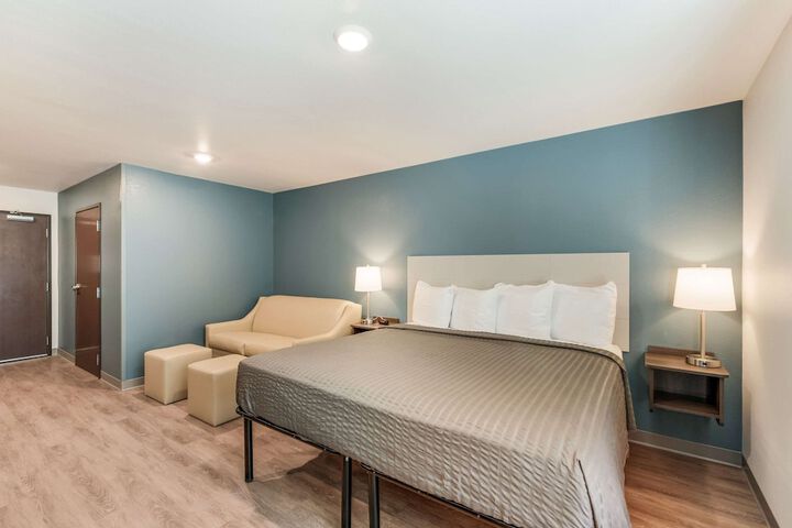 Room 17 of 29