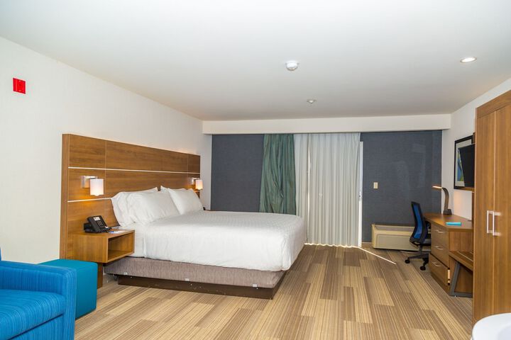 Room 22 of 42