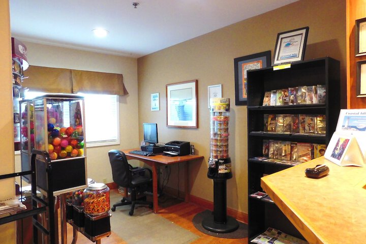 Business Center 48 of 50