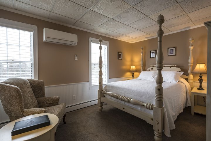Bay View Inn