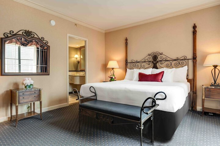 Room 21 of 29