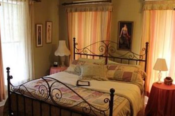 Whispering Pines Bed and Breakfast