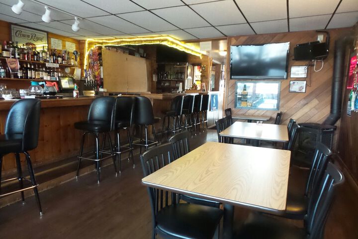 Tyee Restaurant and Hotel