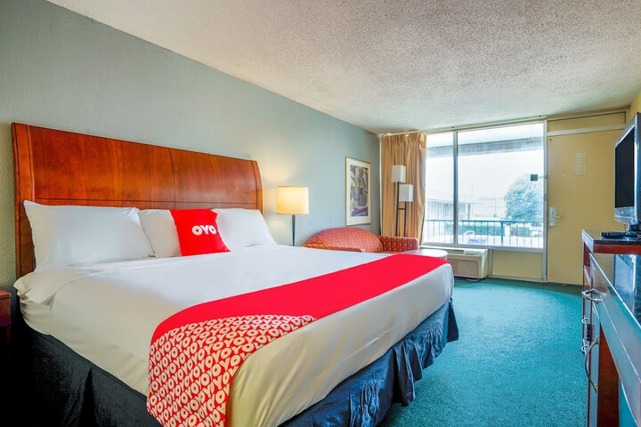 121 Motel Henderson