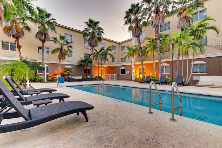 Hotel 3 of 94