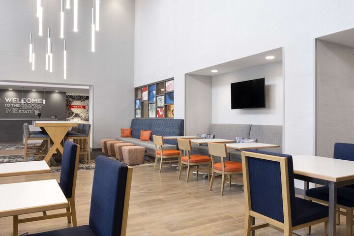 Hotel Interior 5 of 20