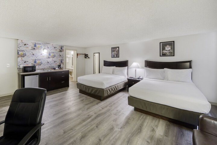 Room 12 of 21