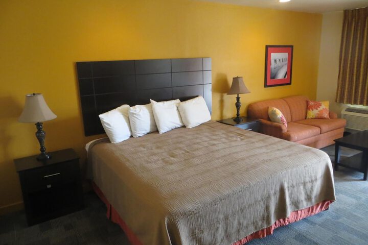 Room 22 of 32