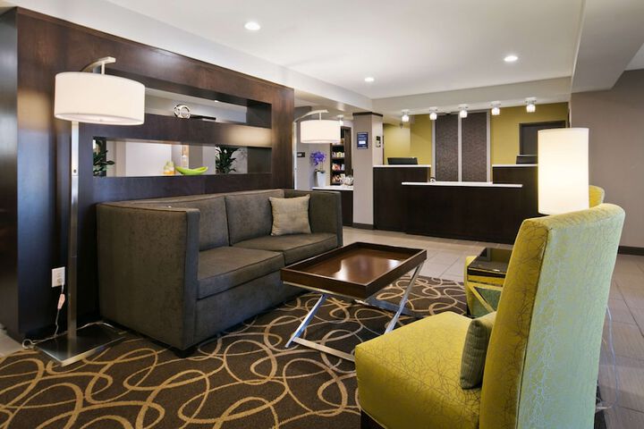 Hotel Interior 8 of 27