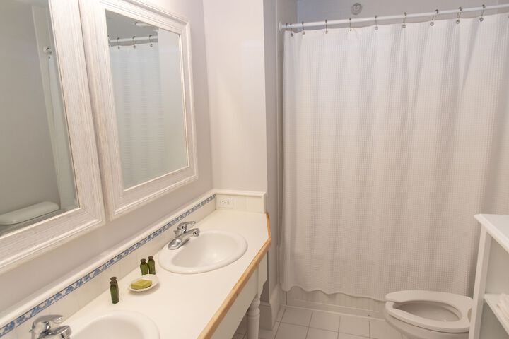 Room 40 of 113